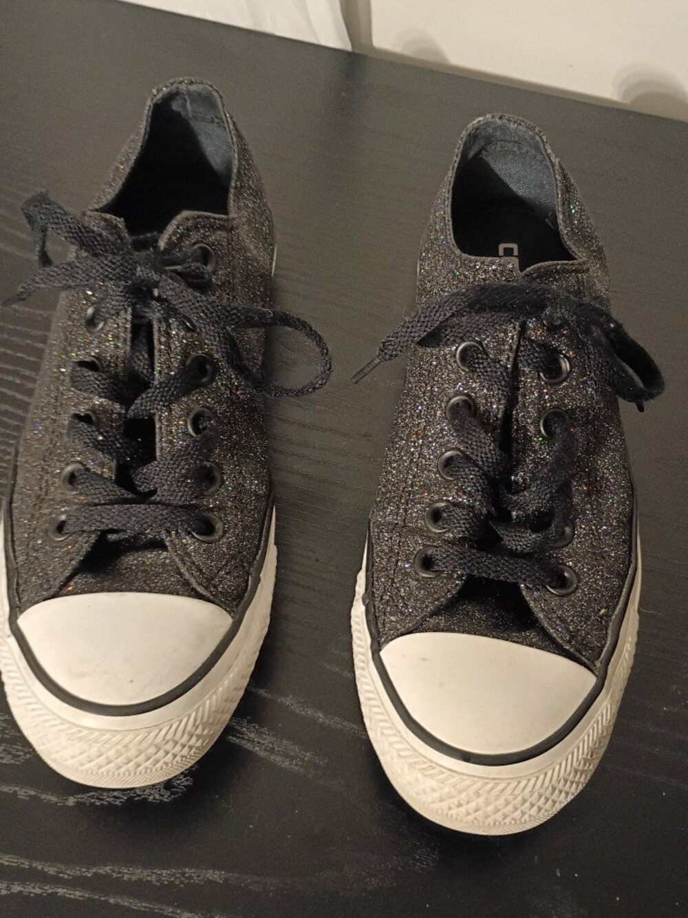 7 Converse All Star Glitter Low Top Sneakers